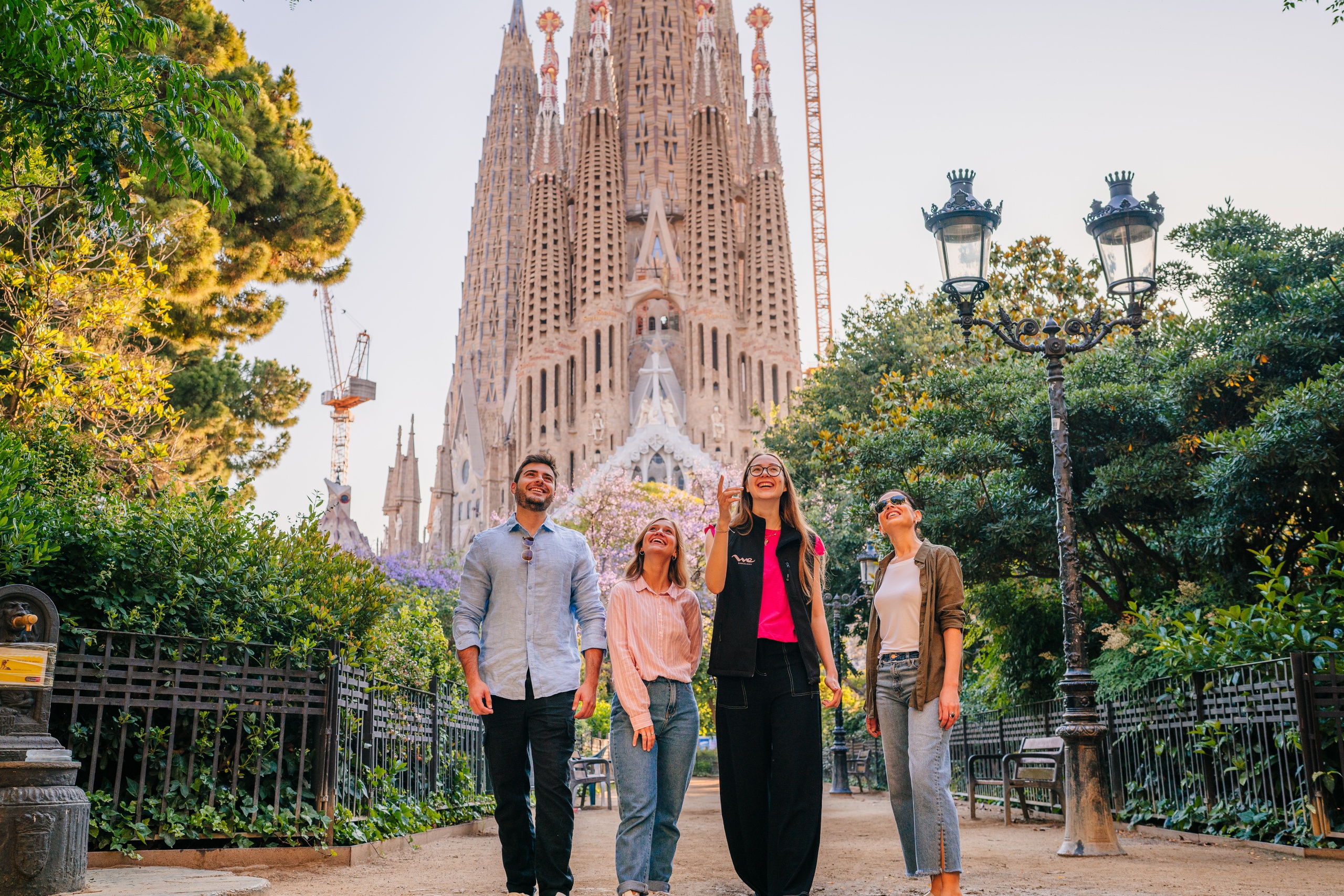 Sightseeing: Barcelona: Sagrada Familia with Official Guide & Fast-Track Entry