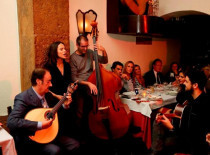 Experience Pack: Discover Lisbon: City Tour with Wine Tasting & Fado Show with Dinner