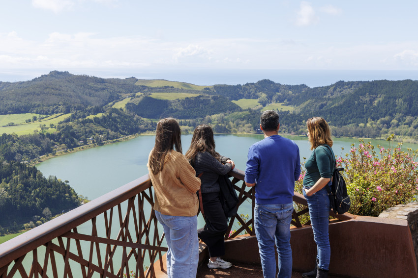 Tours: São Miguel East Small-Group Tour: Furnas & Nordeste + Lunch