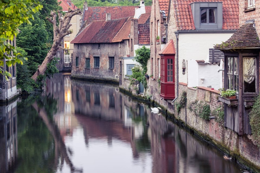 Cultural: Bruges: Passeio a pé guiado e passeio de barco pelo canal