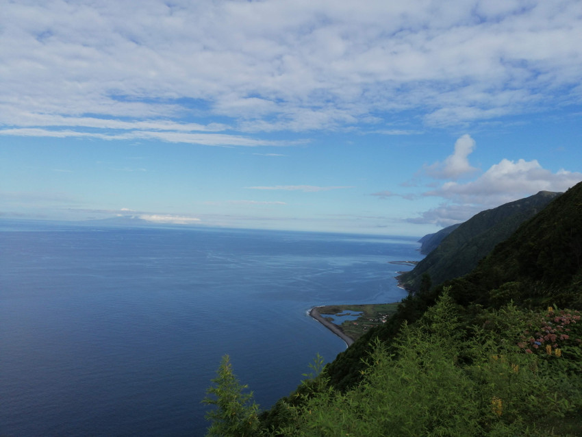 Tours : São Jorge Tour (Boat Tickets Included)