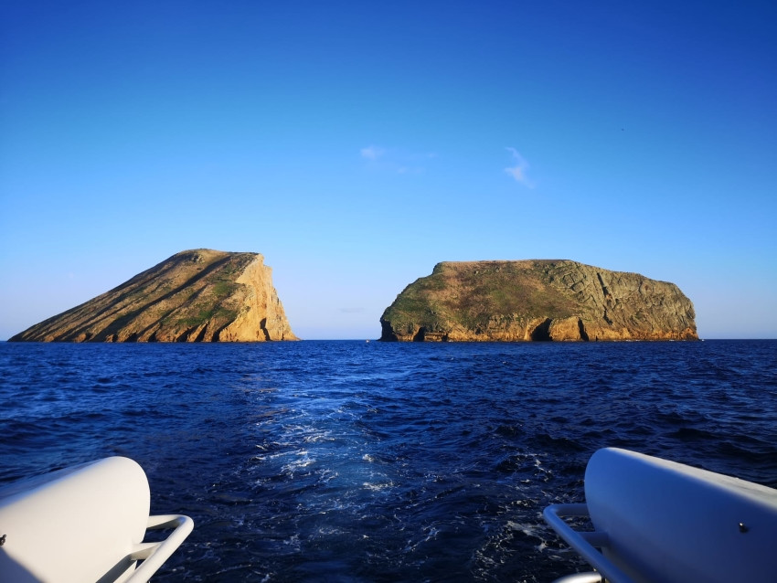 Boat Tours: Cabras Islet Tour