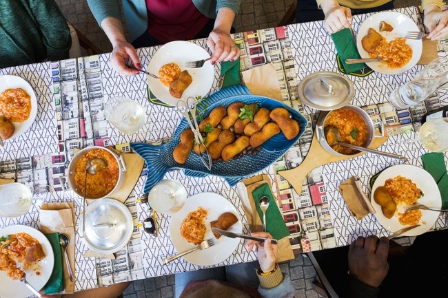 Food & Wine: Porto Wine & Dine: Port Wine Cave and Food Tour