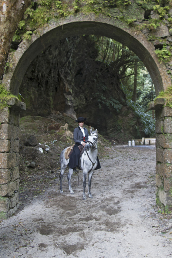 Horse Riding: Pico da Castanheira 