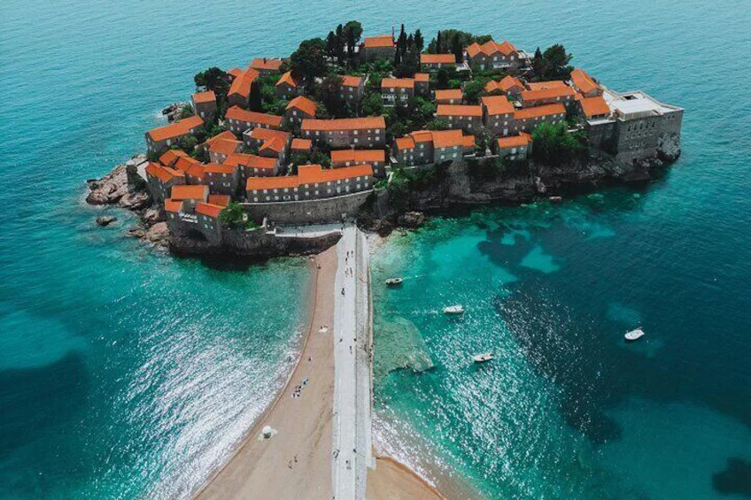 Passeio turístico: De Durres/Tirana: Viagem de 1 Dia a Montenegro, Budva e Kotor