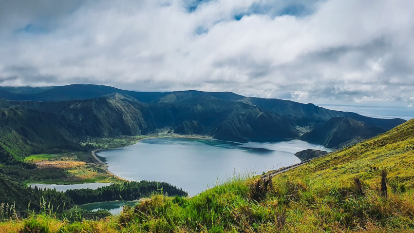 Tours Partilhadas: Meio Dia -  Sete Cidades 