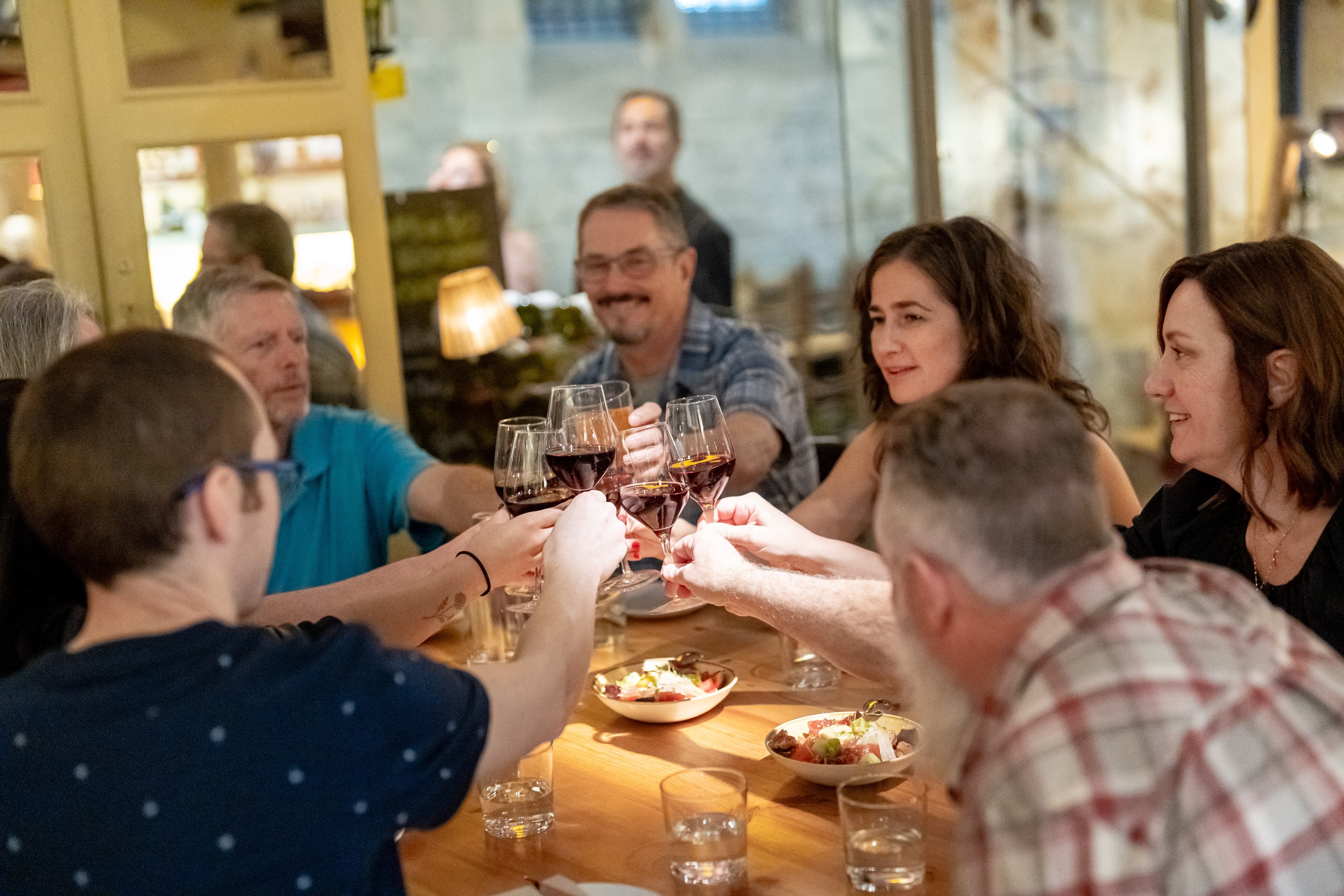 Food & Wine: Gothic Quarter VIP Tapas + Wine Tour