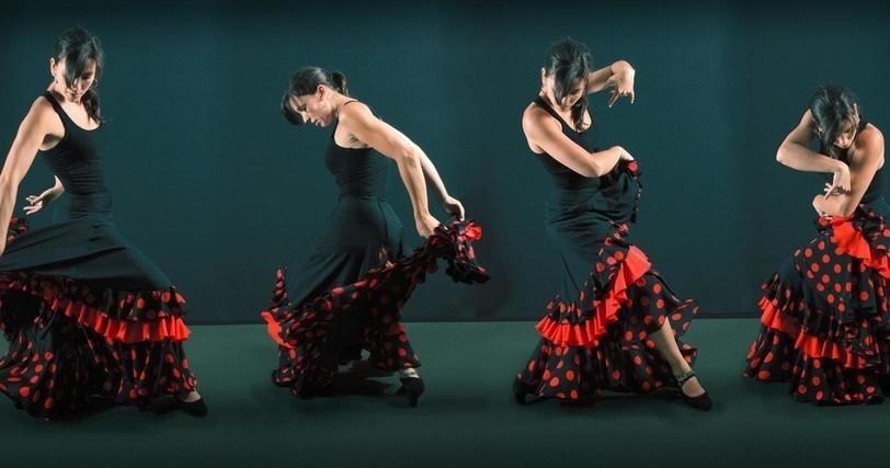 Sightseeing: Santa Cruz and Flamenco Tour in Seville