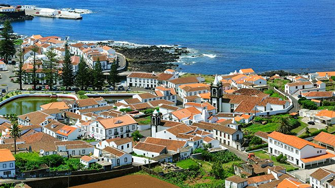 Van Tour: Best of Graciosa Island Tour with Termas do Carapacho – Half Day