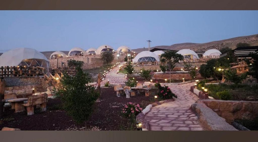 Seven Wonders Hotel