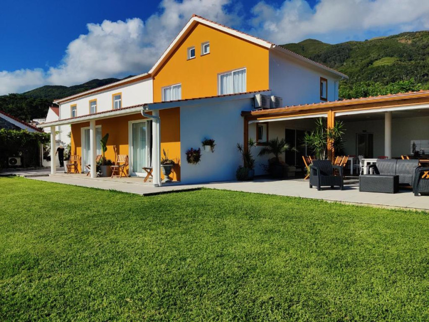 Casa d'Avó Guesthouse